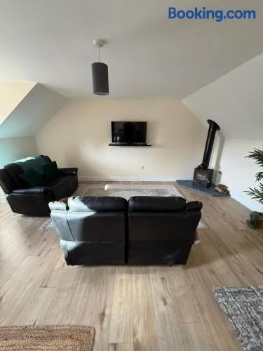 Rural retreat - Image 1