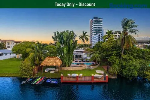Waterfront Jungle House Firepit Sunset and more - Image 1