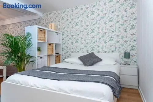Appartement au calme + parking - Image 1
