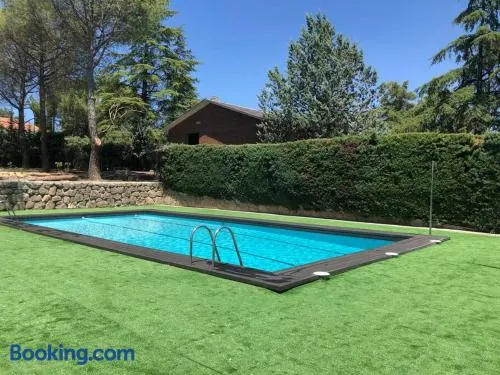 Villa Rana, con amplio jardín, barbacoa y piscina - Image 1