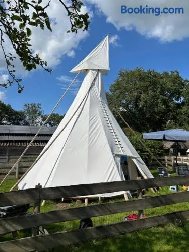 Tipi tent - Image 1