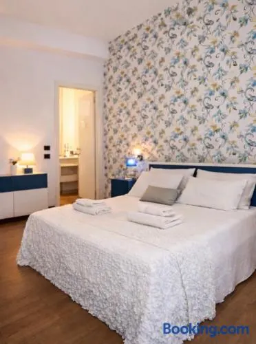 Comfy Vatican Suite - Image 1