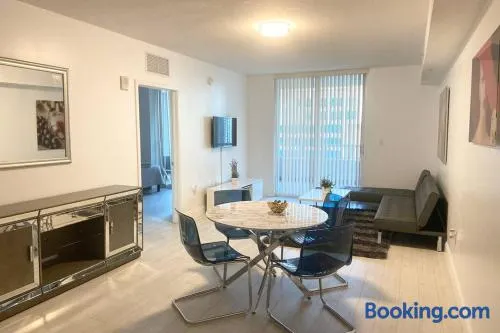 Comfortable 2 BR at Brickell , Free Parking - Image 1