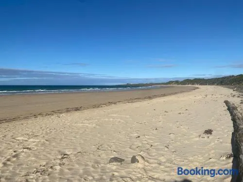 Lulworth Coastal Getaway - Close To The Beach - Image 1