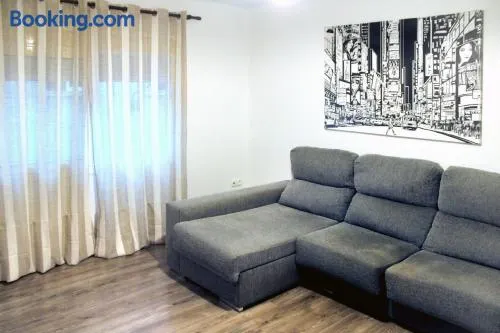 Acogedor Apartamento Muy Cerca de Barcelona - Image 1