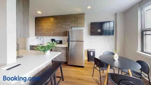 Avenue A810 Epic 2Br, Pool, Gym, Parking - Image 1