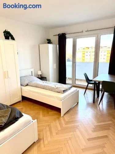 Perfekt für Monteure - 5 Einzelbetten - Image 1
