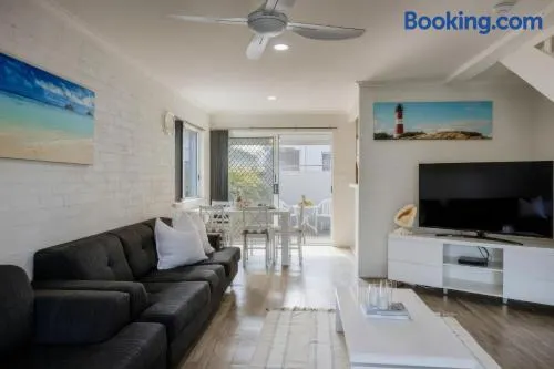 RED Rock - Where Yamba Adventures Meet Townhouse Comfort - Holiday Yamba - Image 1