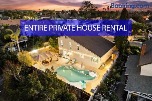 Entire Private Home with 4 Bedrooms 2 Bathrooms Garage, Pool, King Bed, Gated Yard in Rancho Penasquitos, Available Now - Image 1