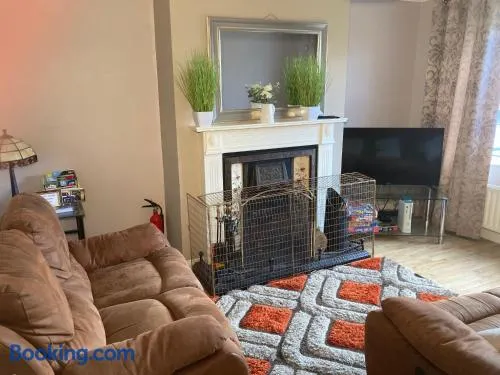 Enniskillen House (6 person house) - Image 1