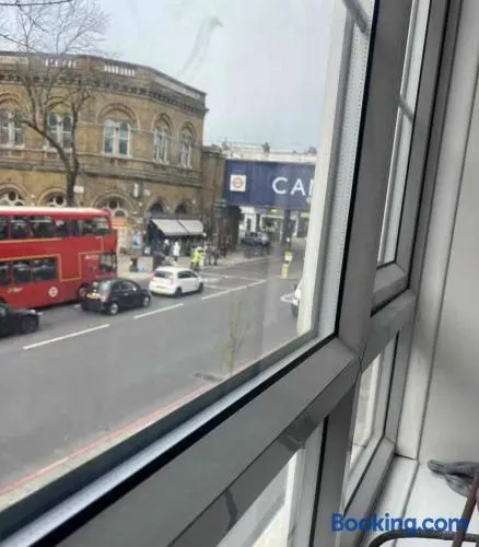 Modern 1 bedroom flat Camden Town - Image 1