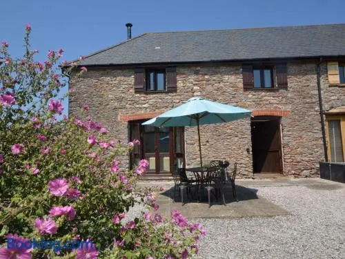 2 Bed in Newton Abbot oc-61775 - Image 1