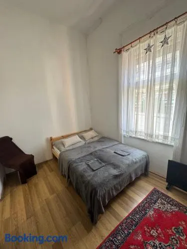 Downtown Apartment - Image 1
