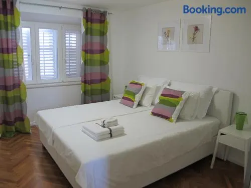 Fiorino Rooms Korčula - Image 1
