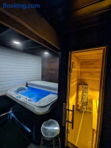 The Comfort Zone- Entire Private 1-bed Basement apt, Sauna, Hot Tub, 8 min Subway - Image 1