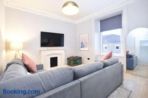 Portside Apartment - Image 1