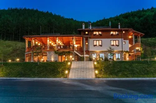 Alpine Garden Hotel (Trayanovi Dvori) - Image 1