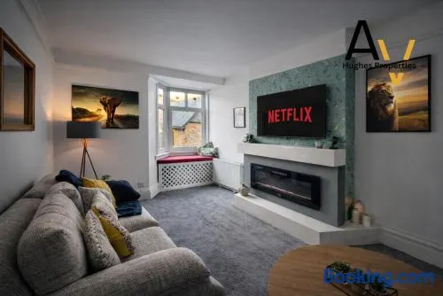 Modern 2-Bed Apartment in Heart of Church Stretton by AV Hughes Properties - Image 1
