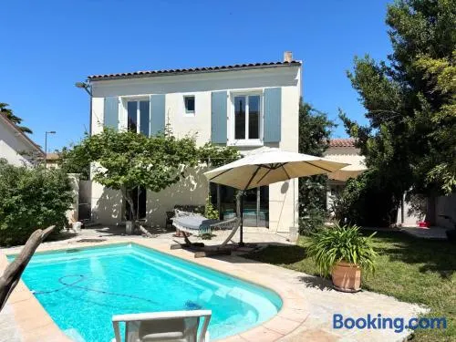 Un paradis en provence - Image 1