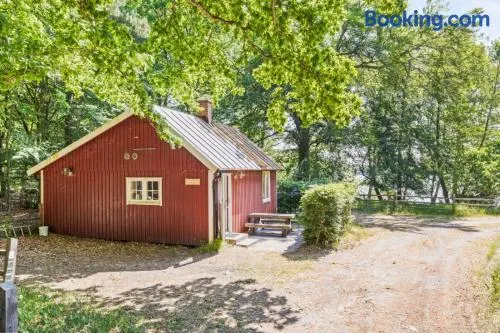 Fiskestugan – Country side cottage by lake - Image 1