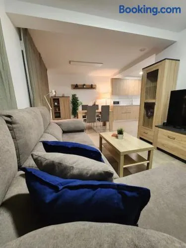 Piso de diseño Elche - Image 1