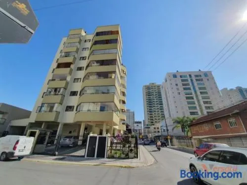 Apartamento Borges - Image 1