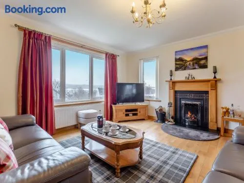 Bramble Cottage - Image 1