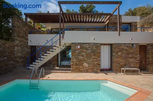 Maison Gaou Bénat Piscine Vue mer - Image 1