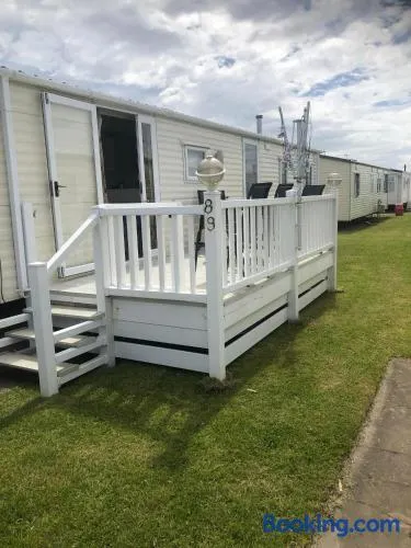 3 Bedrooms, 8 Berth Caravan, Lyons Robin Hood in Rhyl - Image 1