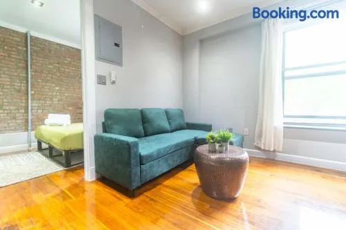 New York Suite Upper East Side Manhattan - Image 1