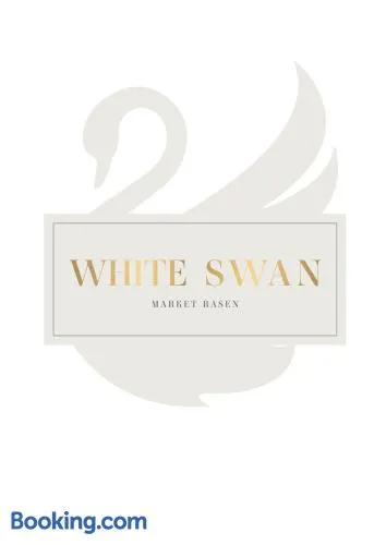 The White Swan - Image 1