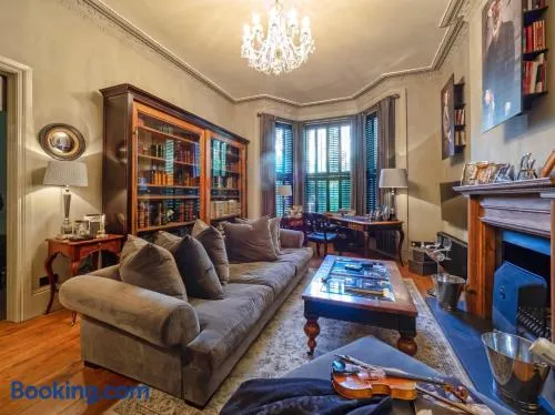 West London Boutique Apartment - Image 1