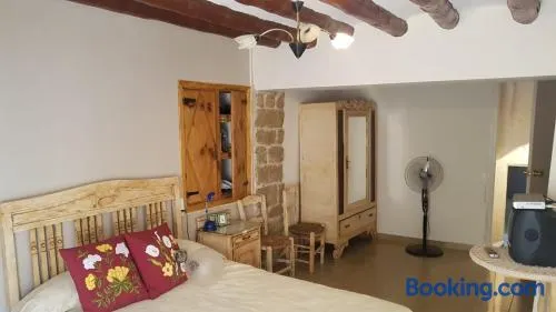 Casa Larrosa rural en Sierra de Guara - Image 1