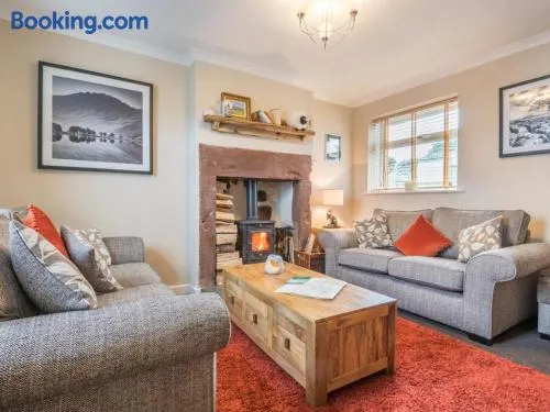 3 Bed in Gosforth oc-sz064 - Image 1