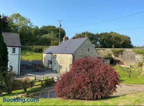 Beautiful Farm House in Idyllic location - Image 1