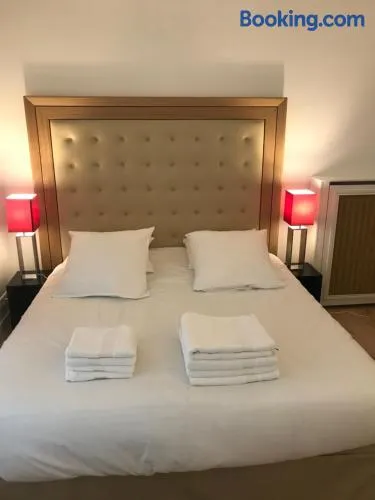 Paris Besson Stay Appartement Neuilly sur Seine - Image 1