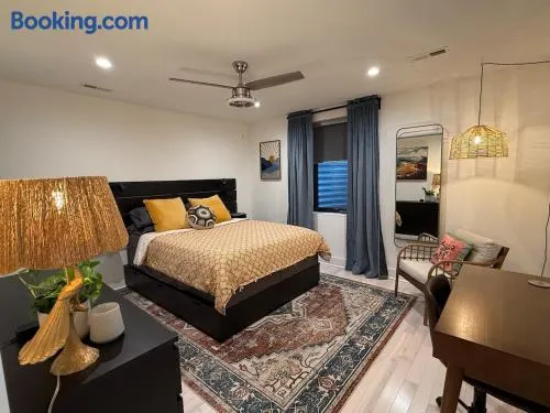 Cozy Old Town Apartment - Image 1