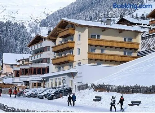 Hotel Garni Panorama - Image 1