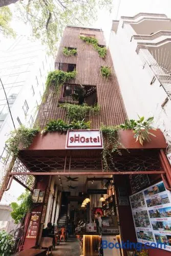 9 Hostel and Bar - Image 1