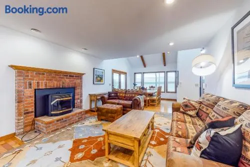 Shine Road Retreat - Image 1