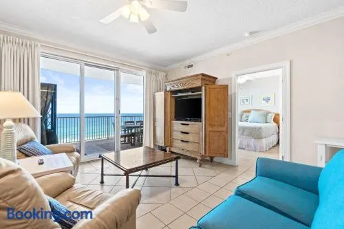 Ocean Villa 704 - Image 1