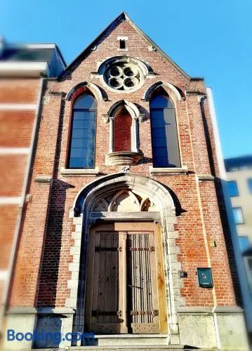 Unique renovated chapel - Image 1