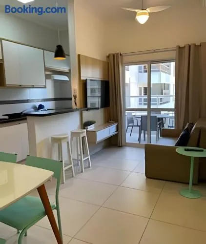 150m da Praia das Toninhas Com Varanda Gourmet - Image 1