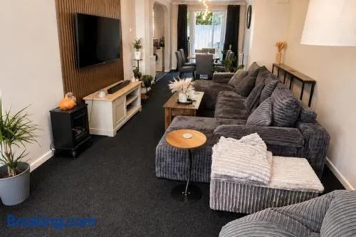 The Bournemouth Garden Retreat - Image 1