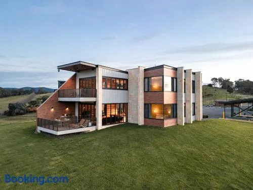 Mount View Estate The Reserve Retreat No 10 - Image 1