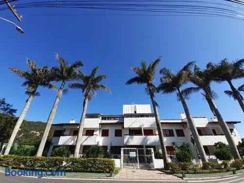 Residencial Hostal Blanco - Image 1