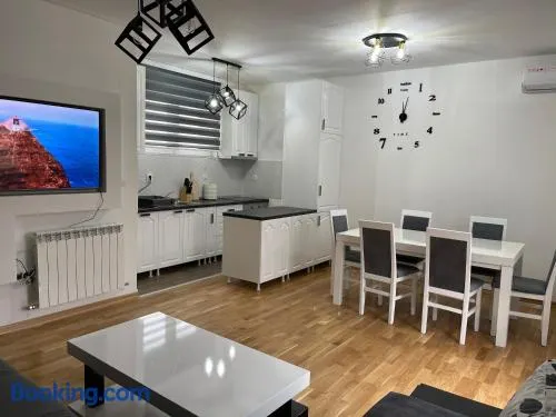 Royal Residence Apartmani 2 - Image 1