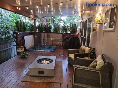 Pandanus Spa Cottage - Image 1