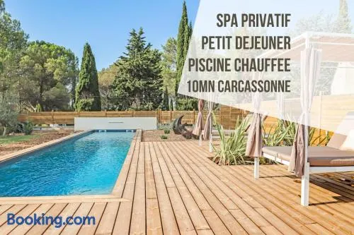 Les Gîtes de Laure - L'Eden Romantique, B&B, Spa privatif et Petit Déjeuner, Couloir de nage, 10mn Carcassonne - Image 1