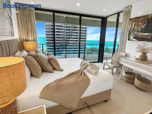 Stylish Coastal Retreat Oracle Tower 2 Level 15 - Image 1